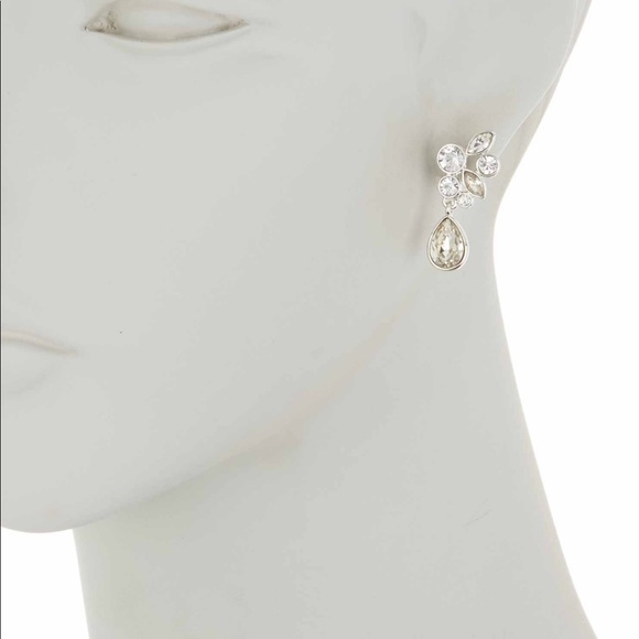 SOLD 🆕GIFT IDEA NWT Givenchy Crystal Earrings - Picture 4 of 4